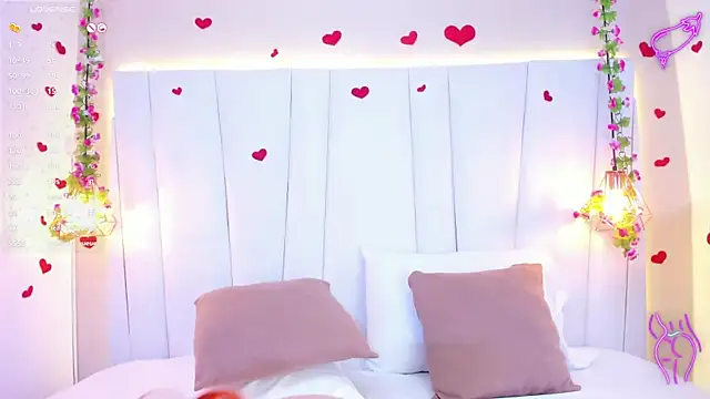 Snapshot of KiarhaTrixie chatting on March 2025 02:40:01 PM KiarhaTrixie online show from March 2025 02:40:01 PM