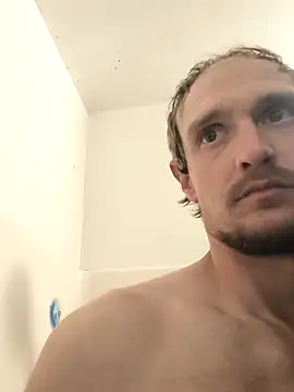 Snapshot of Midwestalpha chatting on November 2025 06:45:02 AM Midwestalpha online show from November 2025 06:45:02 AM