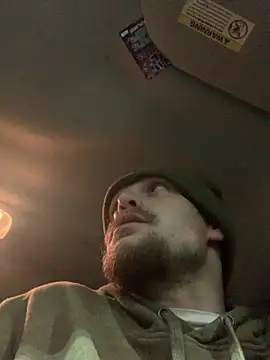 Snapshot of Midwestalpha chatting on January 2026 07:01:01 AM Midwestalpha online show from January 2026 07:01:01 AM