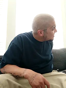 Snapshot of Stomps33 chatting on March 2025 11:25:01 PM Stomps33 online show from March 2025 11:25:01 PM