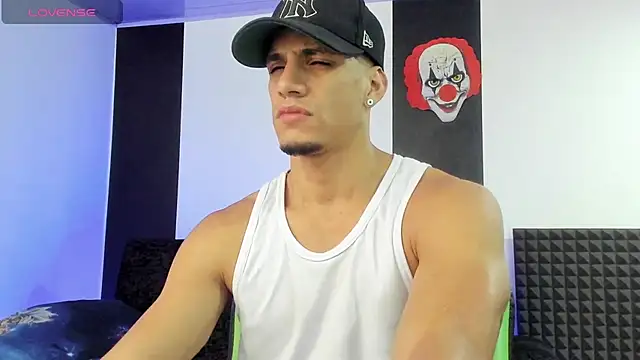 jhonnysnow17 online show from February 2025 07:47:01 AM