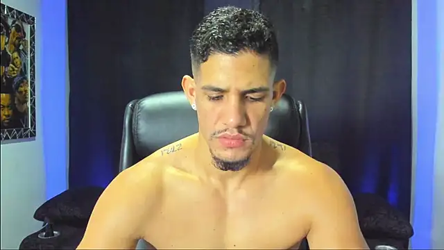 jhonnysnow17 online show from November 2025 12:10:02 AM