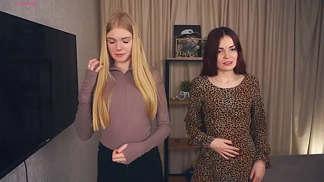 Snapshot of EllenReeves chatting on January 2025 10:50:02 AM EllenReeves online show from January 2025 10:50:02 AM