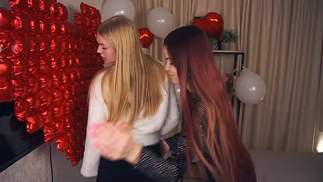 Snapshot of EllenReeves chatting on February 2025 06:45:01 AM EllenReeves online show from February 2025 06:45:01 AM