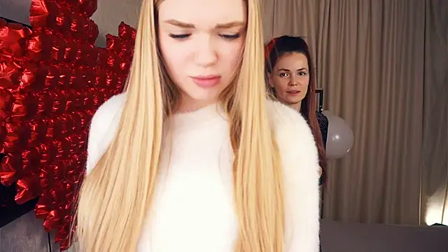 Snapshot of EllenReeves chatting on February 2025 10:59:02 AM EllenReeves online show from February 2025 10:59:02 AM