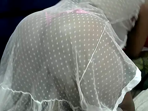 Snapshot of Lelety79 chatting on September 2025 10:15:01 AM Lelety79 online show from September 2025 10:15:01 AM