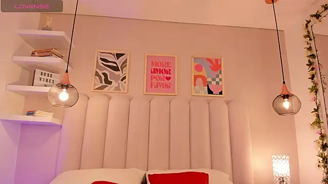 cute  cherry  online show from September 2025 08:12:02 PM