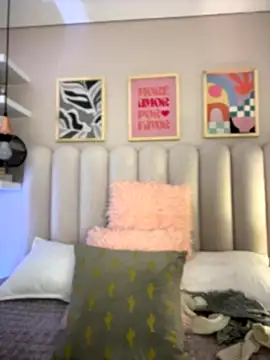 cute  cherry  online show from November 2025 08:30:01 PM