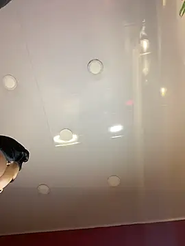 Snapshot of Aluna_sweet chatting on October 2025 08:09:02 PM Aluna sweet online show from October 2025 08:09:02 PM