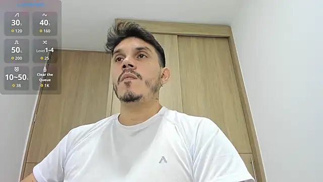 alejandro stark online show from October 2025 10:04:02 PM