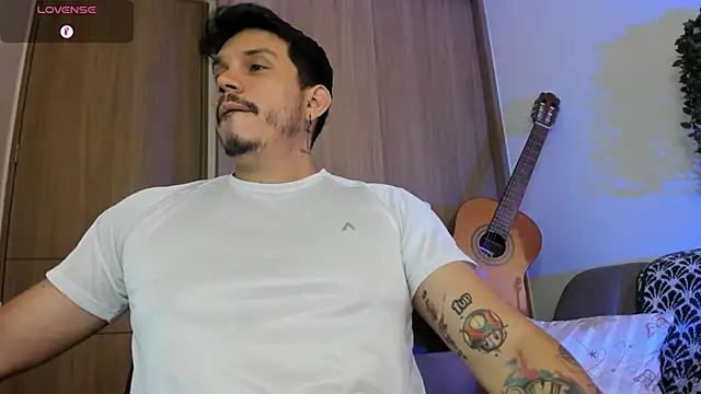 alejandro stark online show from June 2026 12:59:02 AM