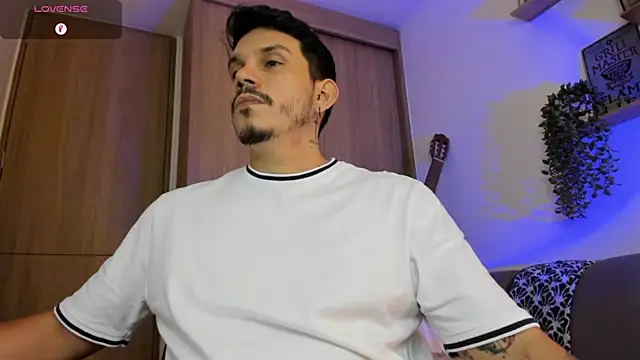 alejandro stark online show from July 2026 10:43:02 AM