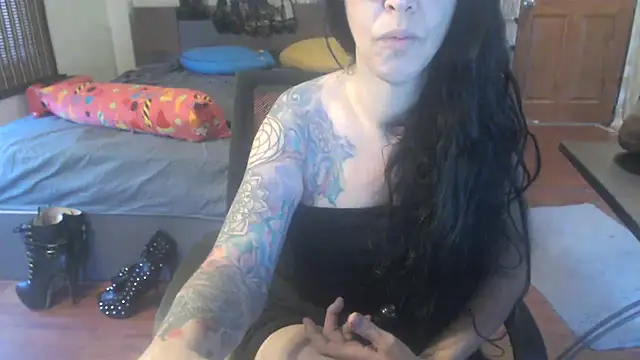 Snapshot of VenusX chatting on September 2025 05:09:02 AM VenusX online show from September 2025 05:09:02 AM