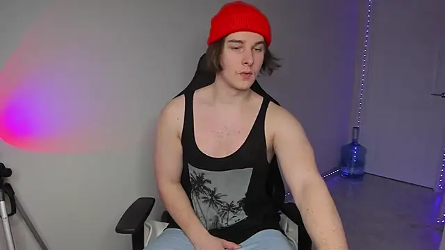 Vincent Strong online show from December 2024 01:33:02 PM