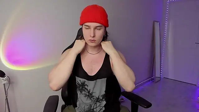 Vincent Strong online show from March 2025 04:43:02 PM