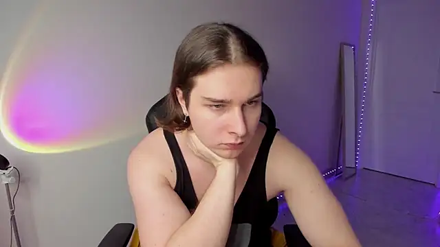 Vincent Strong online show from March 2025 10:06:02 AM