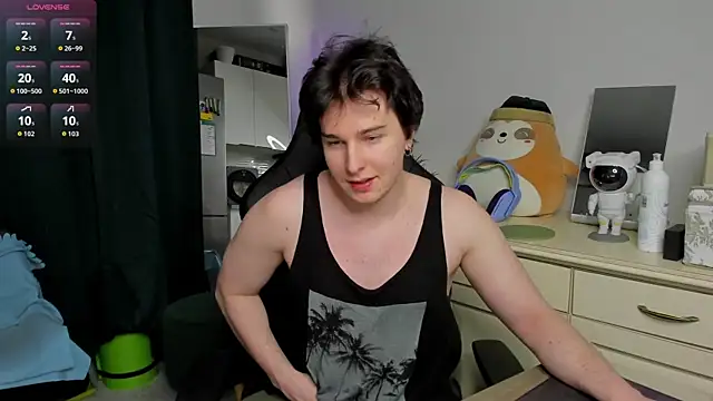 Vincent Strong online show from April 2026 02:36:02 PM