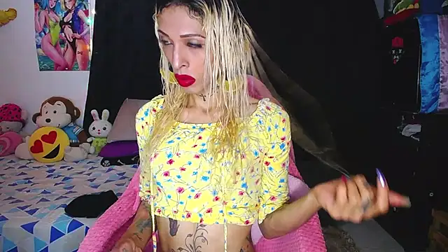 flaquita corall online show from April 2026 09:30:02 PM