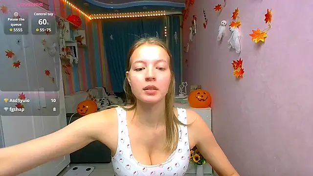   Aphrodita  wow   online show from November 2025 01:24:01 PM