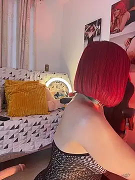 zafiro mo0n online show from May 2026 10:40:01 PM