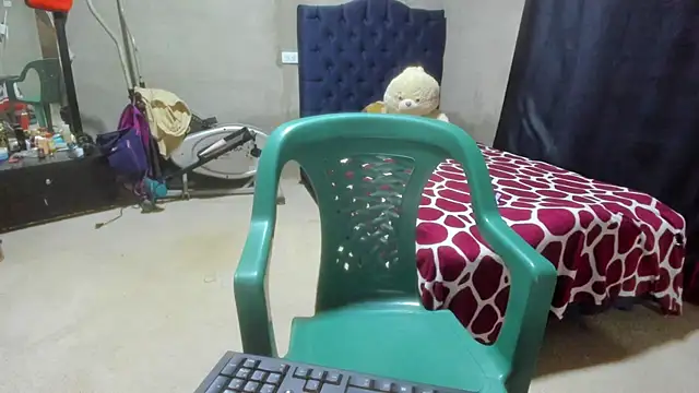 Snapshot of mature__bigboobs__ chatting on December 2024 05:04:02 PM mature bigboobs online show from December 2024 05:04:02 PM