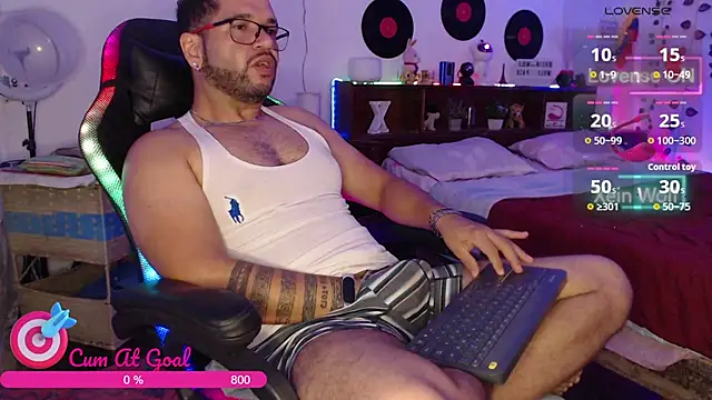 Xein WoIf online show from May 2026 04:04:02 PM
