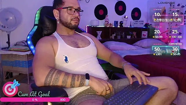 Xein WoIf online show from May 2026 03:15:01 AM
