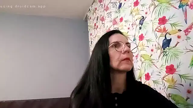 Snapshot of AlfejiRise chatting on October 2025 01:54:01 PM AlfejiRise online show from October 2025 01:54:01 PM