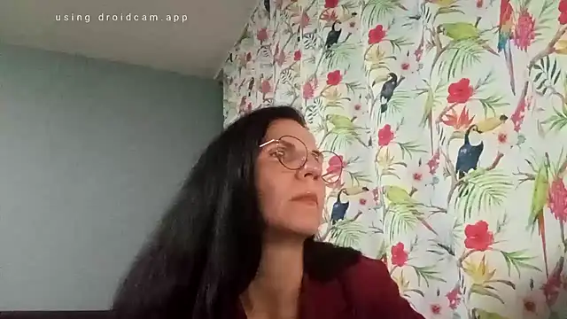 Snapshot of AlfejiRise chatting on October 2025 05:25:02 PM AlfejiRise online show from October 2025 05:25:02 PM