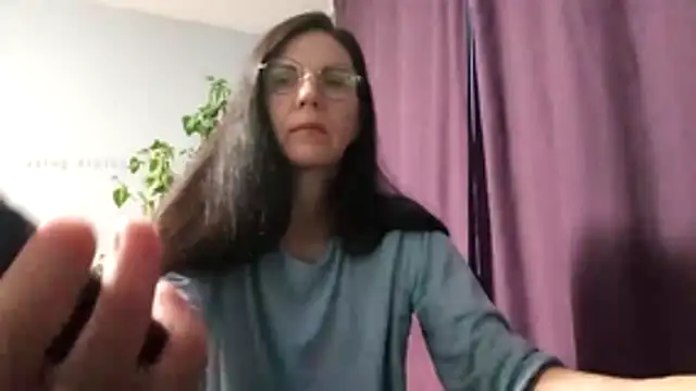 Snapshot of AlfejiRise chatting on November 2025 02:22:01 AM AlfejiRise online show from November 2025 02:22:01 AM