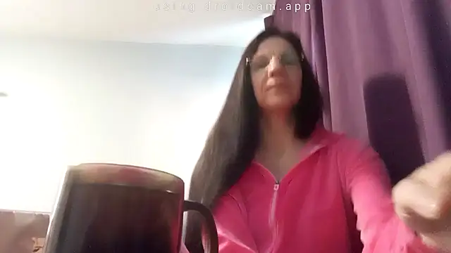 Snapshot of AlfejiRise chatting on February 2026 07:04:01 AM AlfejiRise online show from February 2026 07:04:01 AM