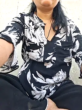 Snapshot of Doll_Nepali chatting on June 2026 02:31:02 AM Doll Nepali online show from June 2026 02:31:02 AM