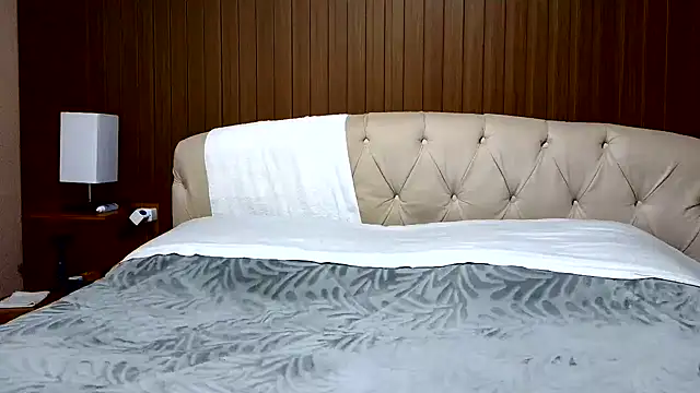 Snapshot of Kellynha_Sweet chatting on May 2026 10:48:01 PM Kellynha Sweet online show from May 2026 10:48:01 PM