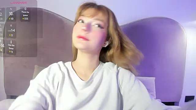 Snapshot of Ania_jones chatting on February 2025 08:45:01 PM Ania jones online show from February 2025 08:45:01 PM