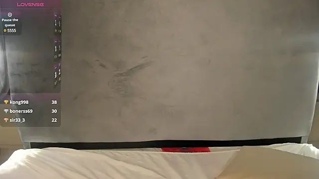 Snapshot of Ania_jones chatting on March 2025 11:00:02 PM Ania jones online show from March 2025 11:00:02 PM