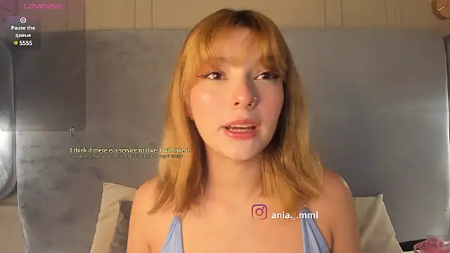 Snapshot of Ania_jones chatting on March 2025 08:32:02 PM Ania jones online show from March 2025 08:32:02 PM