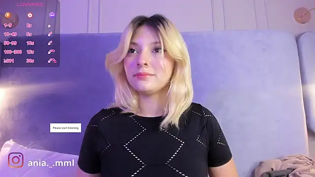 Snapshot of Ania_jones chatting on September 2025 08:12:02 PM Ania jones online show from September 2025 08:12:02 PM