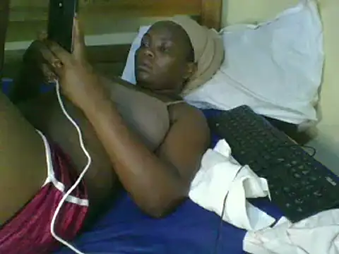 sweet-frida22 online show from February 2025 04:28:01 PM