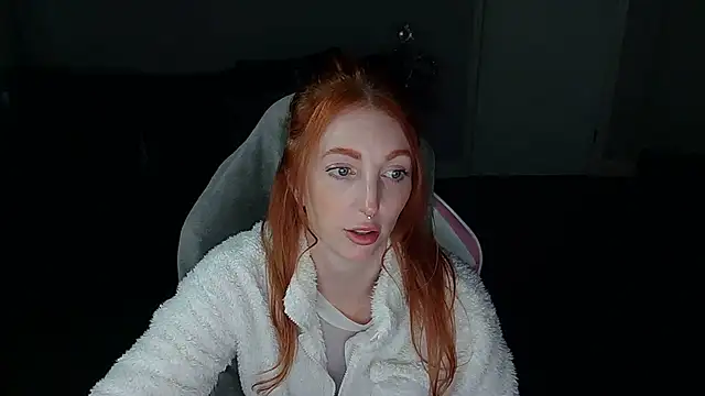 Red firesquirt online show from February 2025 02:46:01 PM