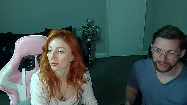 Red firesquirt online show from March 2025 09:16:01 PM