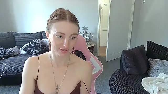 Red firesquirt online show from April 2026 08:51:01 AM