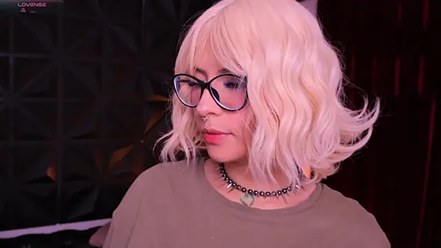 Snapshot of Misselektra__ chatting on March 2025 03:41:02 AM Misselektra online show from March 2025 03:41:02 AM