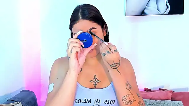 Snapshot of mabellfox chatting on October 2025 10:14:02 PM mabellfox online show from October 2025 10:14:02 PM