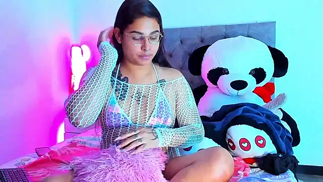 Snapshot of mabellfox chatting on November 2025 05:24:02 PM mabellfox online show from November 2025 05:24:02 PM