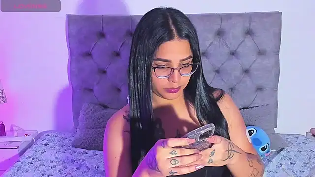 mabellfox online show from April 2026 03:24:02 AM