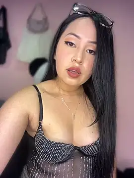 Noa Sakura  online show from May 2026 09:53:02 PM