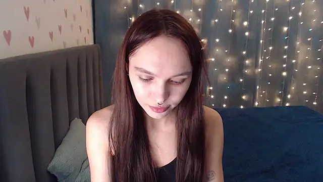 ChloeSunny online show from February 2026 03:30:01 PM