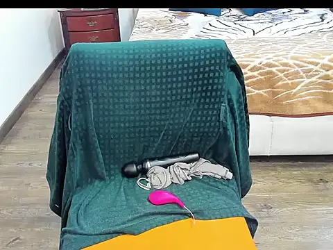 Snapshot of karina_sex68 chatting on October 2025 02:37:02 PM karina sex68 online show from October 2025 02:37:02 PM