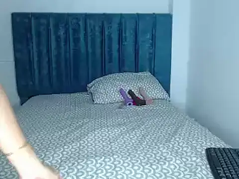 Snapshot of ayy_falcon chatting on January 2025 10:48:01 PM ayy falcon online show from January 2025 10:48:01 PM