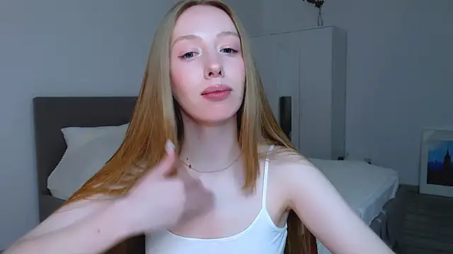 Luna insniity online show from December 2024 11:56:02 PM